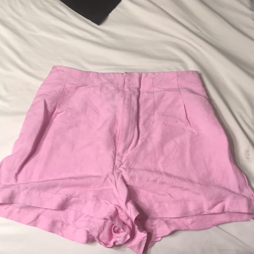 Pink Forever21 shorts 🌸